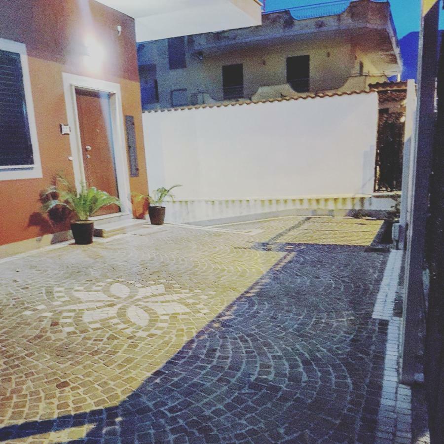 B&B President Sant'Egidio del Monte Albino 外观 照片